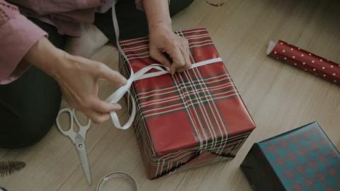 Gift Wrap