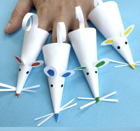 Paper mouse finger puppets