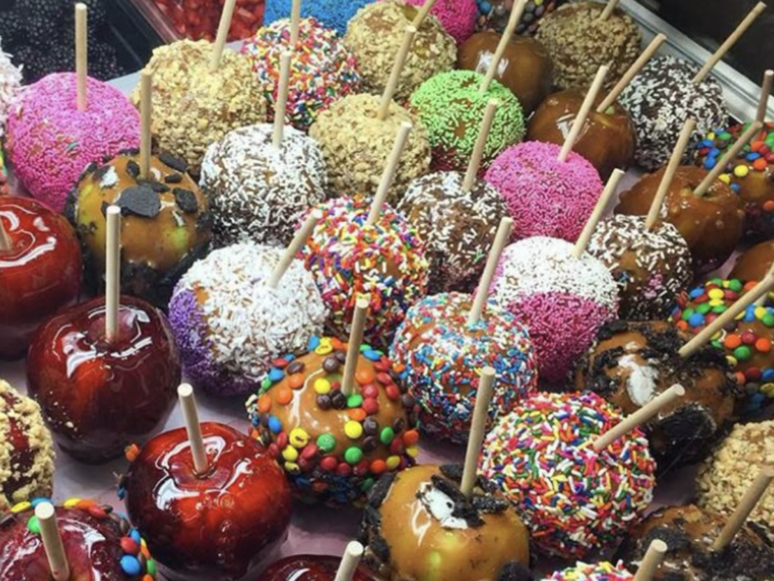 Different kinds of candy apples